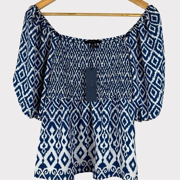 Eclair Blue and White Geometric Top - Sz Small - NWT - Smocked front - Picture 11 of 14